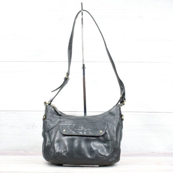 Stone Mountain Accessories Handbags - Stone Mountain Womens Black Nylon Shoulder Crossbody Bag